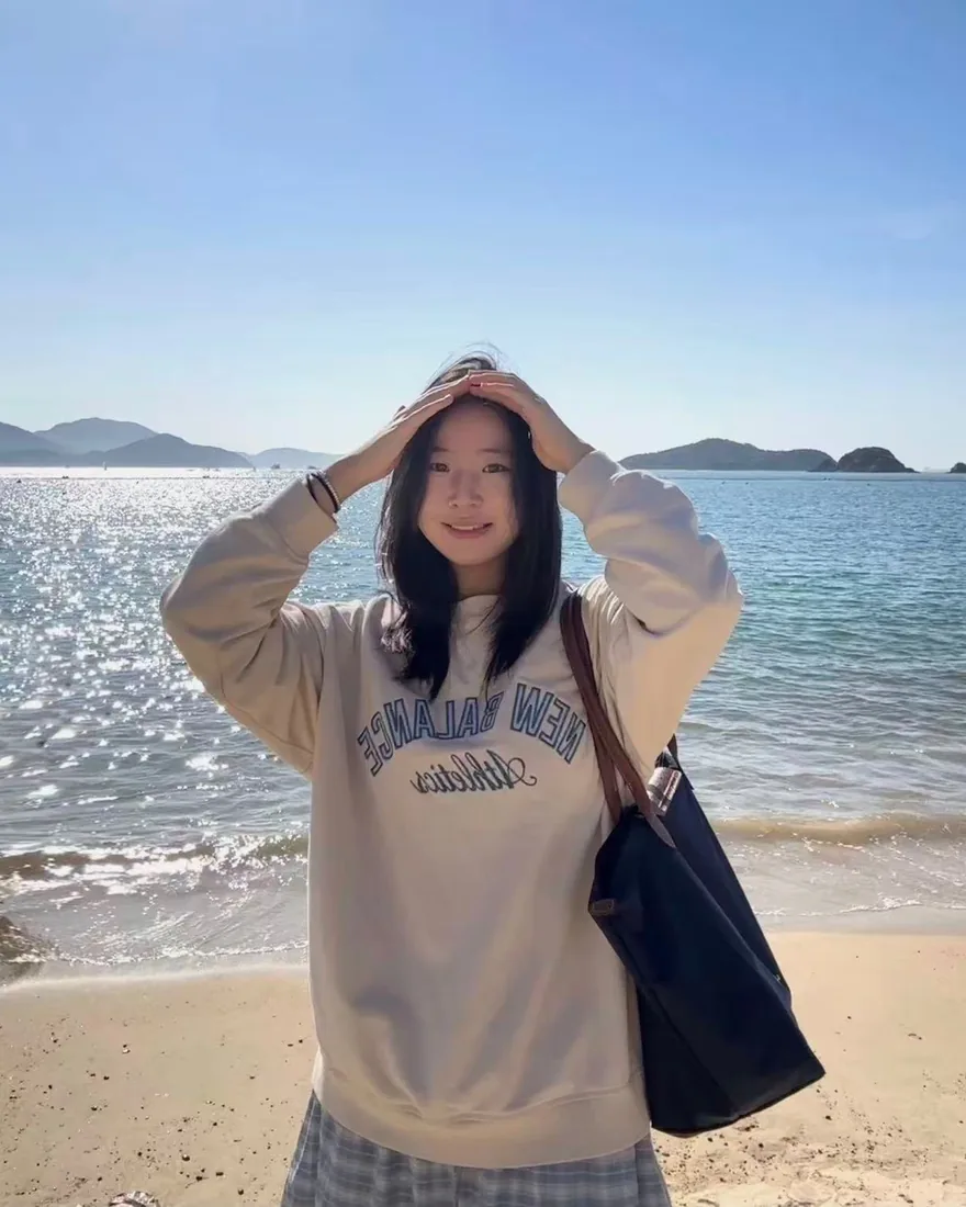 ZHANG JIAWEI, HKU student
